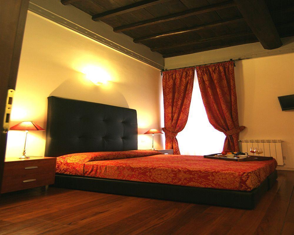 Tolentino Pensionat 3*
